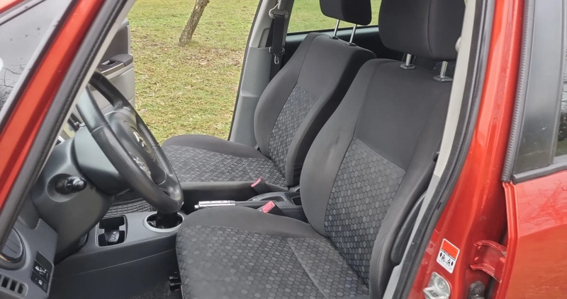 Suzuki SX4 cena 25500 przebieg: 156100, rok produkcji 2012 z Jarosław małe 232